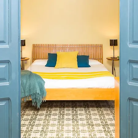 Easystaybcn *